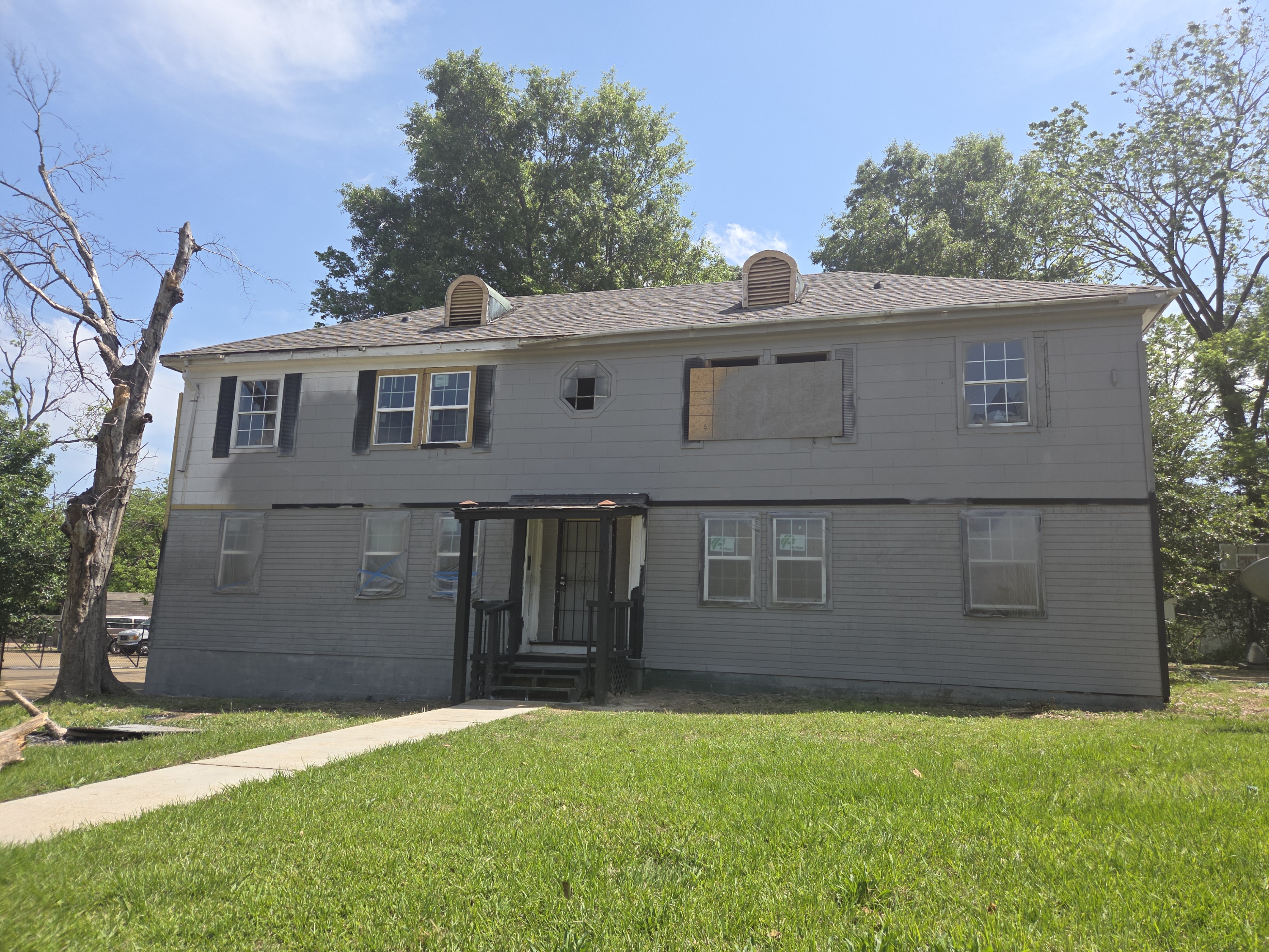 1205 Lawnview Place - A